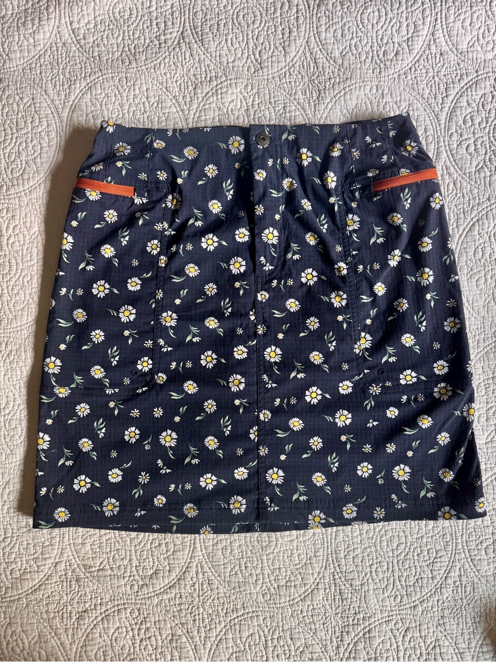 Duluth Trading Co - Navy Daisy Gardening Skirt / Skort